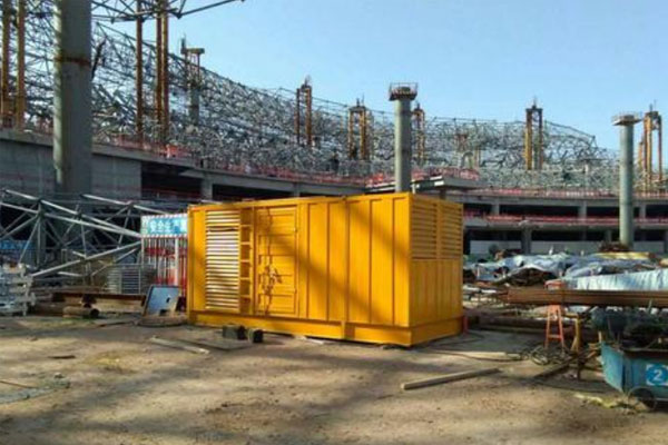 易门发电机出租如何判断空气滤清器是否需要更换？