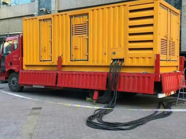 易门如何确定水冷式机油散热器密封件的规格型号？